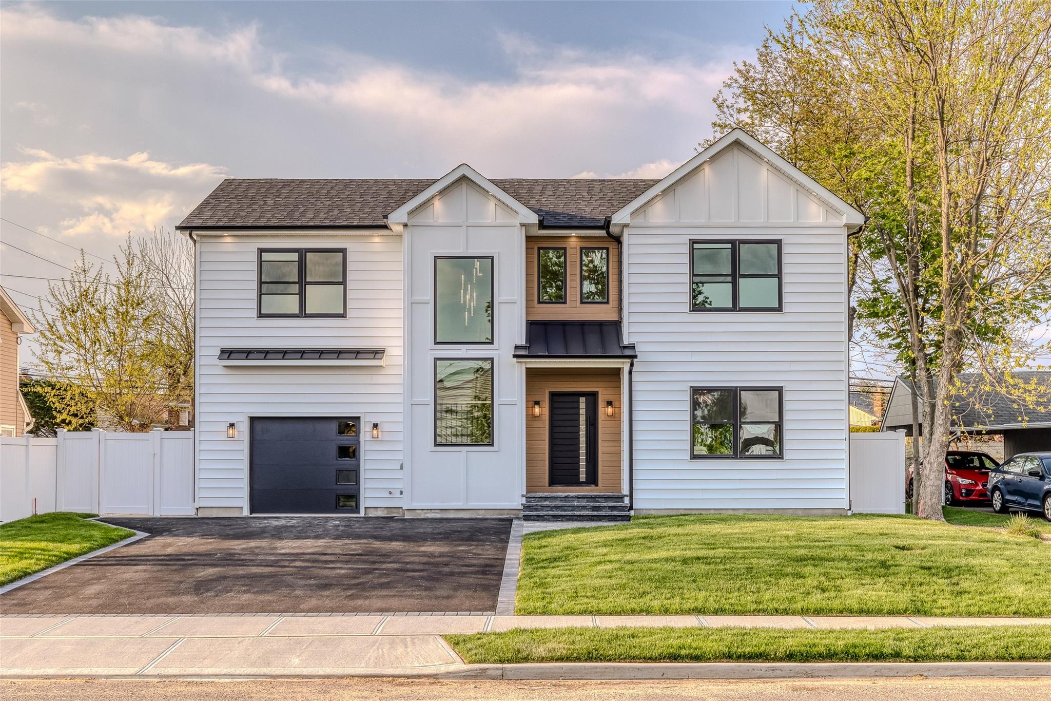 #2 photo, 14 Fawn Lane, 롱 아일랜드 Westbury , NY 11590