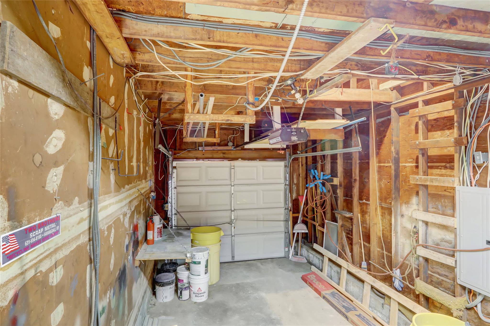 #16 photo, 62 Lambert AVE Avenue, Farmingdale , NY 11735