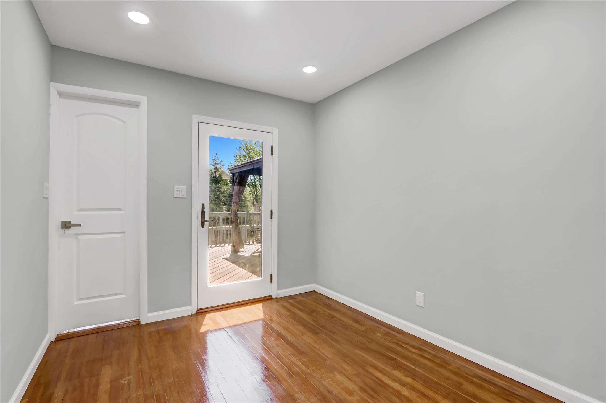 #7 photo, 62 Lambert AVE Avenue, Farmingdale , NY 11735