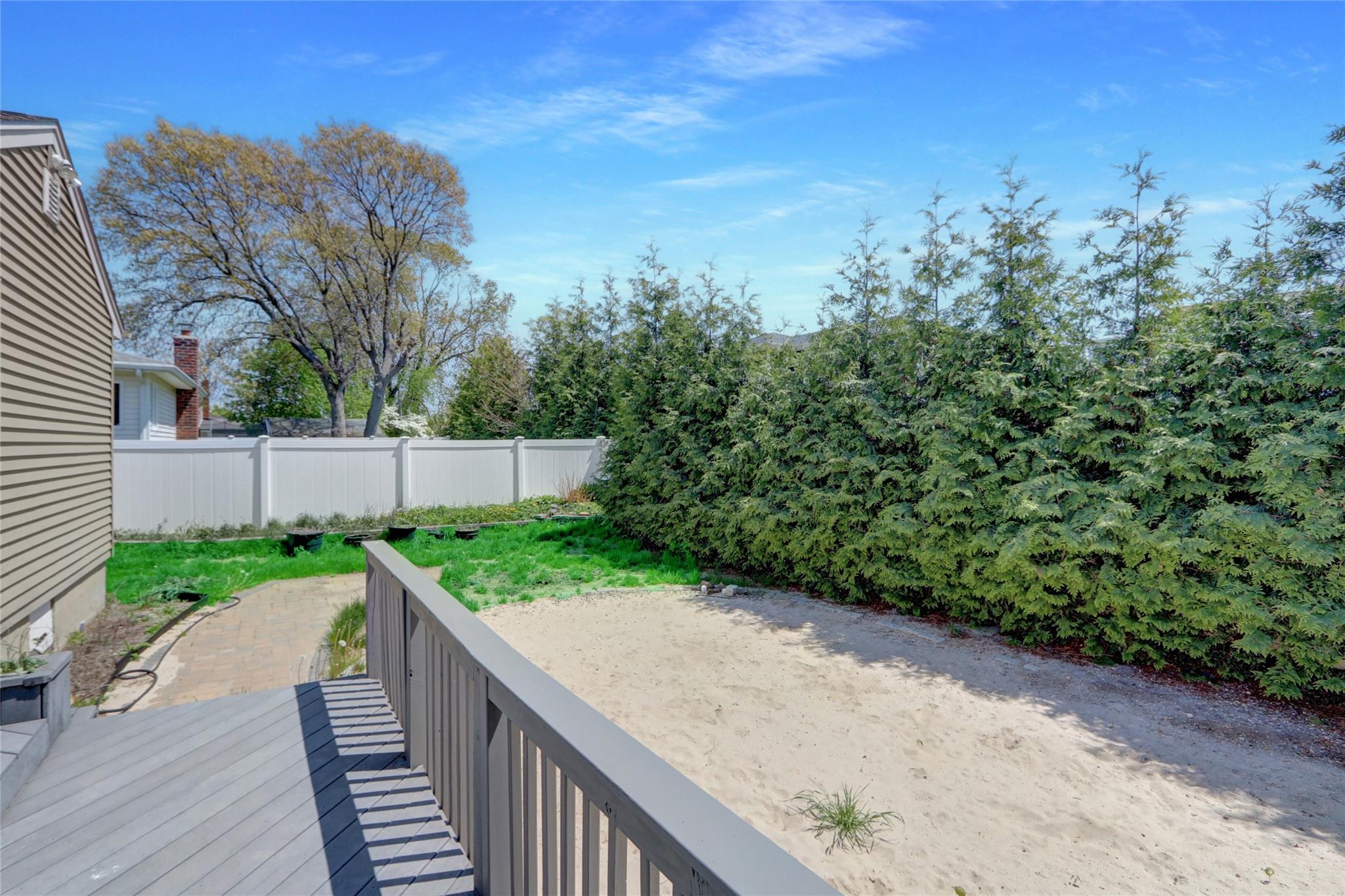 #9 photo, 62 Lambert AVE Avenue, Farmingdale , NY 11735