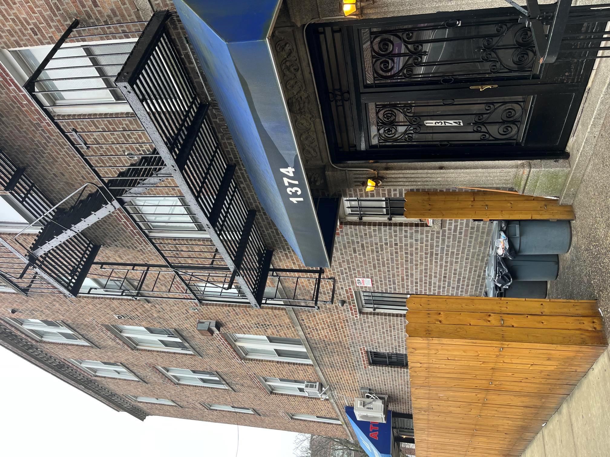 #2 photo, 1374 Ovington Avenue, ブルックリン区 Brooklyn , NY 11219