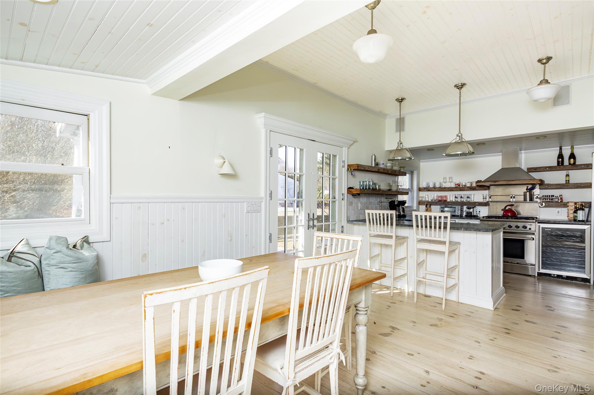 #10 photo, 31 Grand Ave and 20 Spring Garden Ave, 롱 아일랜드 Shelter Island Heights , NY 11965