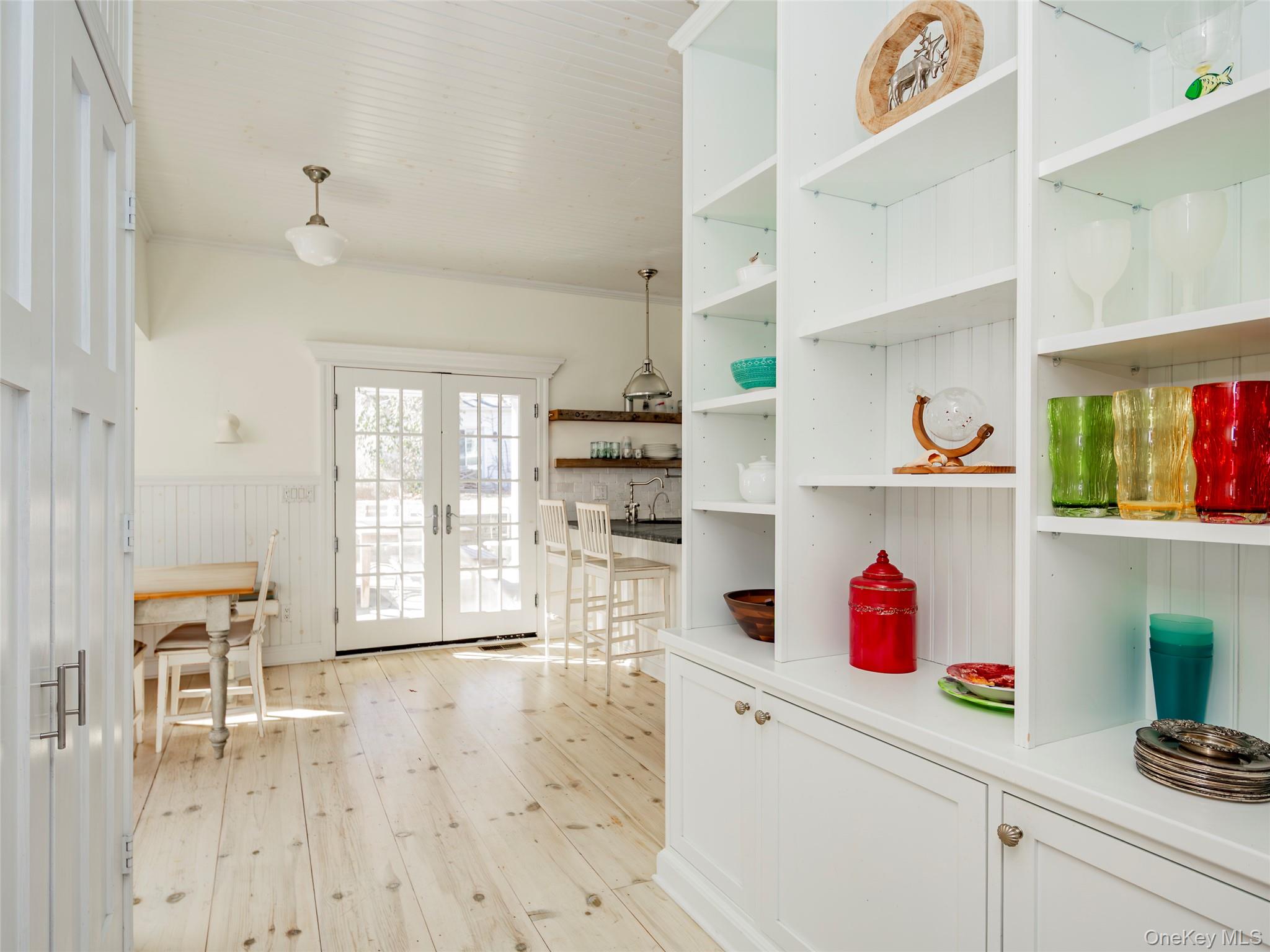 #12 photo, 31 Grand Ave and 20 Spring Garden Ave, 롱 아일랜드 Shelter Island Heights , NY 11965