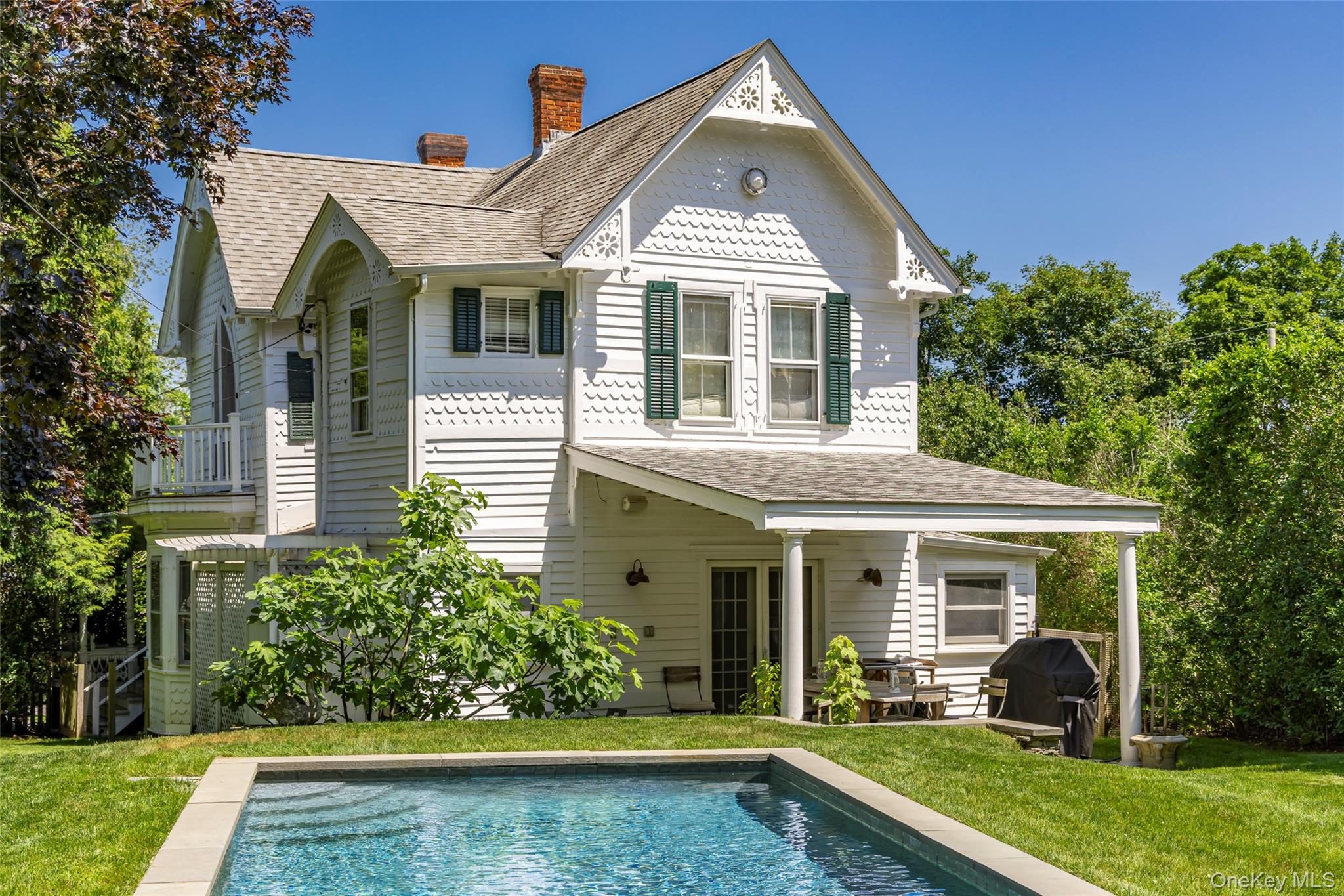 #2 photo, 31 Grand Ave and 20 Spring Garden Ave, 롱 아일랜드 Shelter Island Heights , NY 11965