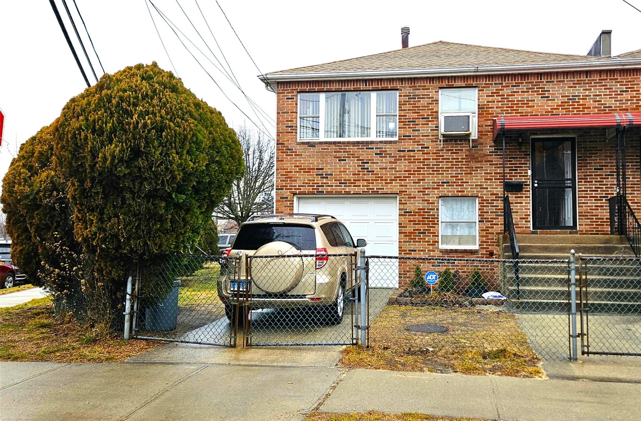 #2 photo, 29-64 Falcon Avenue, クイーンズ区 Far Rockaway , NY 11691