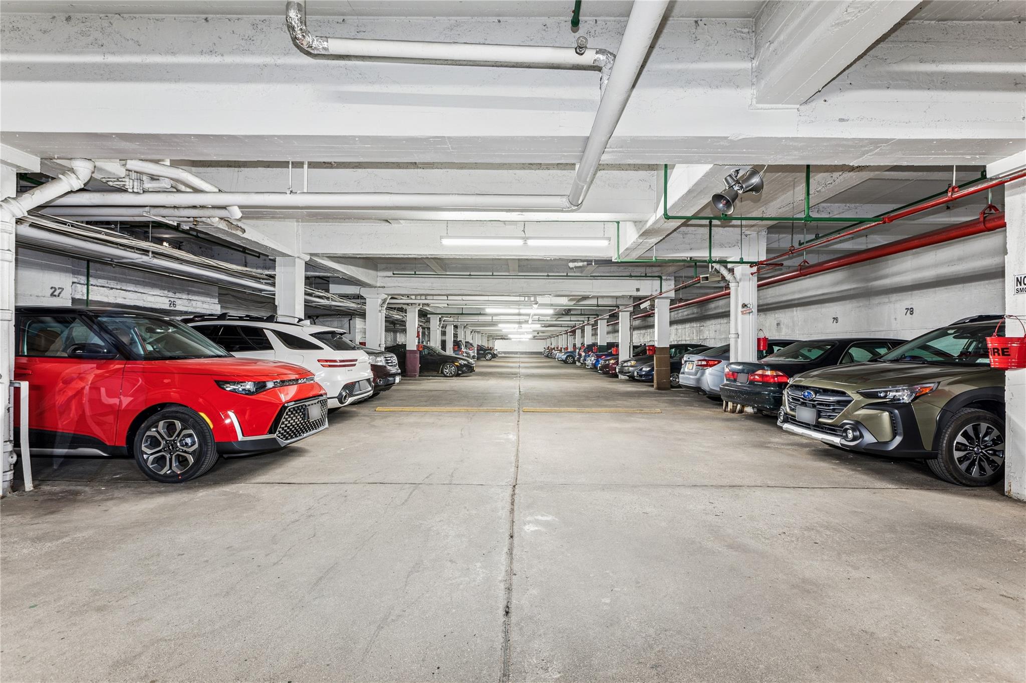 #19 photo, 110-20 71 Avenue, Forest Hills , NY 11375