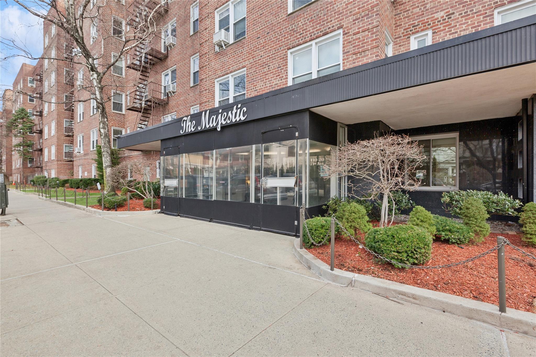 #20 photo, 110-20 71 Avenue, Forest Hills , NY 11375