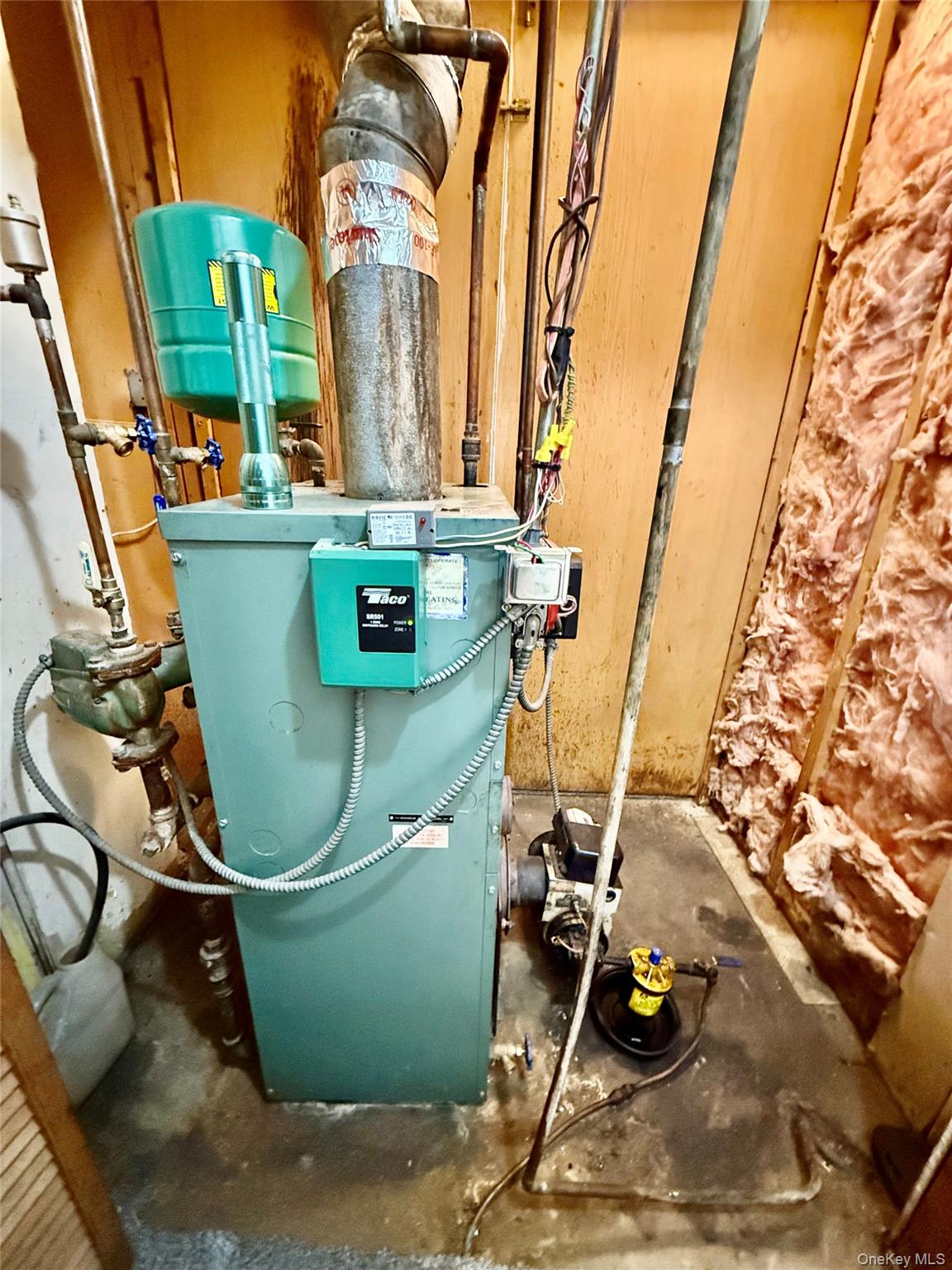 #18 photo, 40 Church Street, サフォーク郡 Central Islip , NY 11722