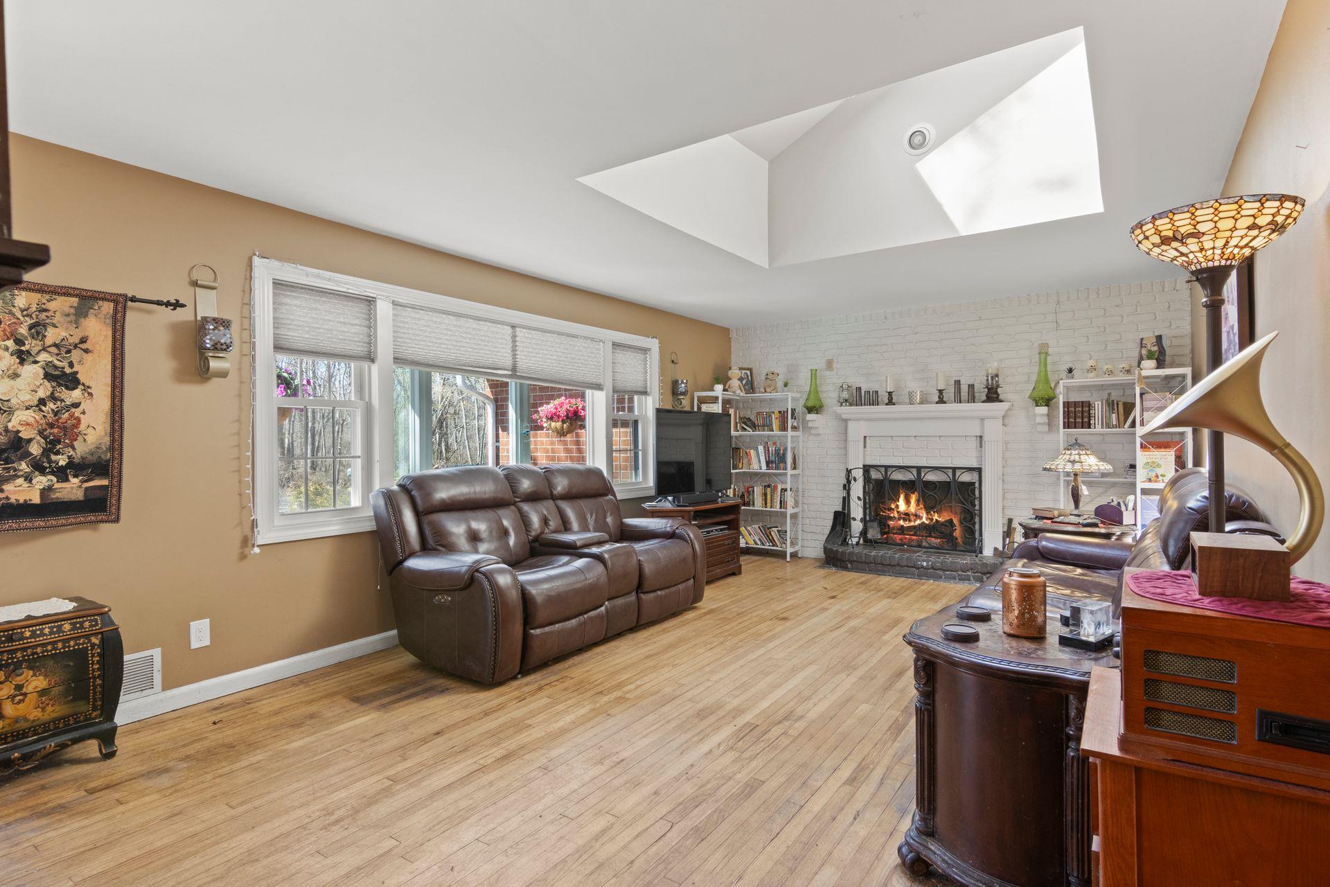 #6 photo, 43 Harrison Avenue, サフォーク郡 Hauppauge , NY 11788