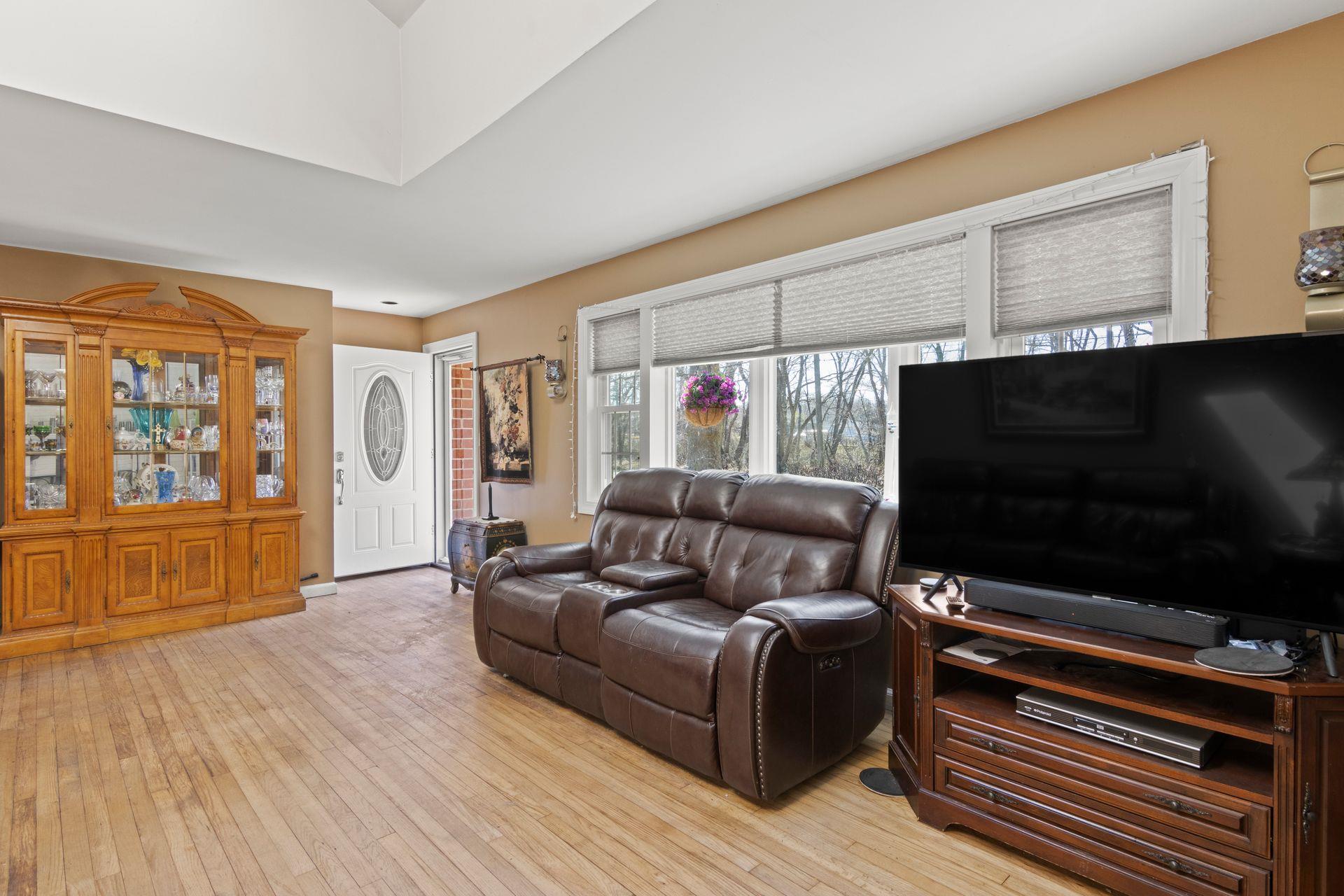 #7 photo, 43 Harrison Avenue, サフォーク郡 Hauppauge , NY 11788