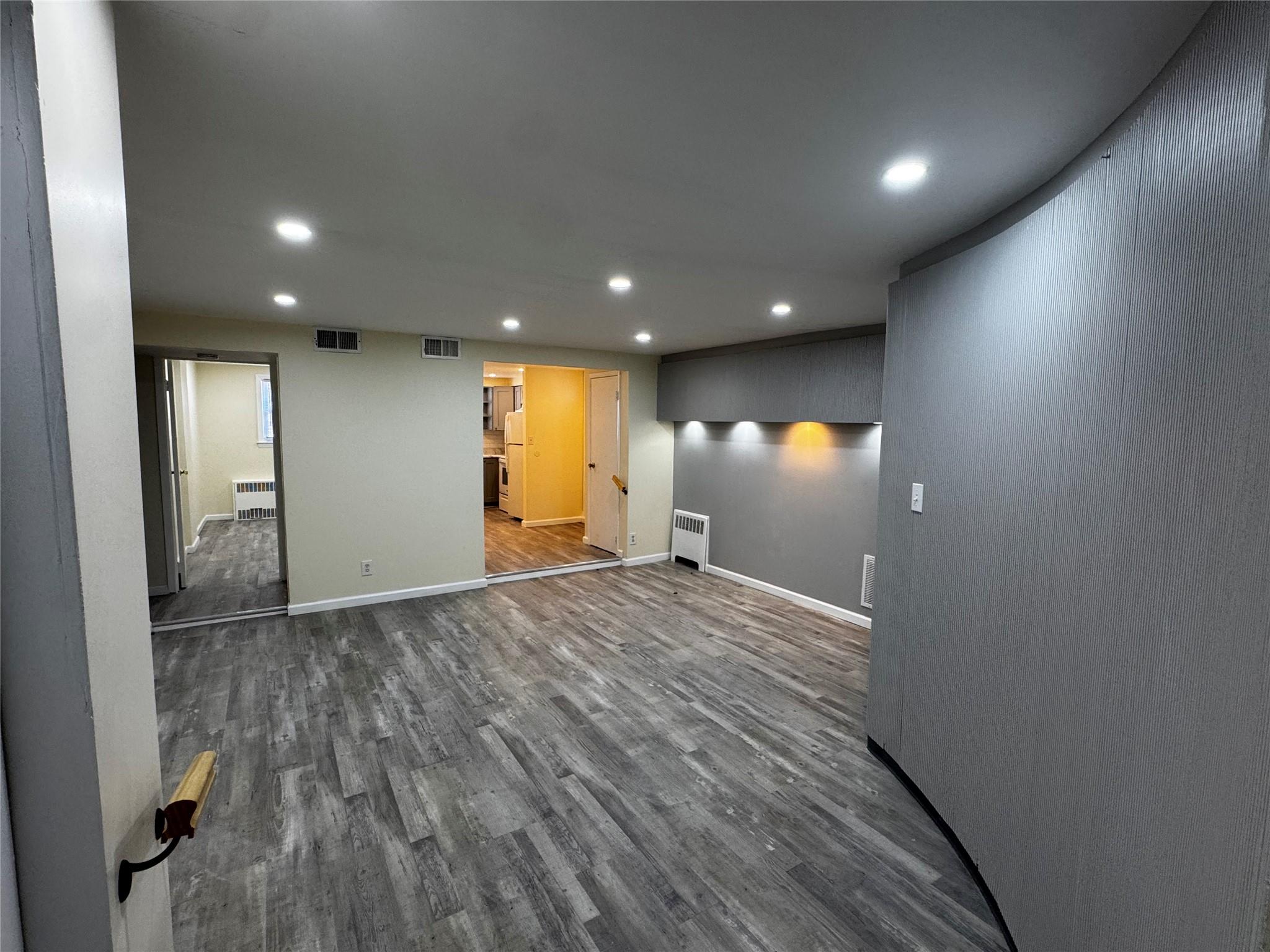 #9 photo, 1934 Yates Avenue, ブロンクス区 Bronx , NY 10461