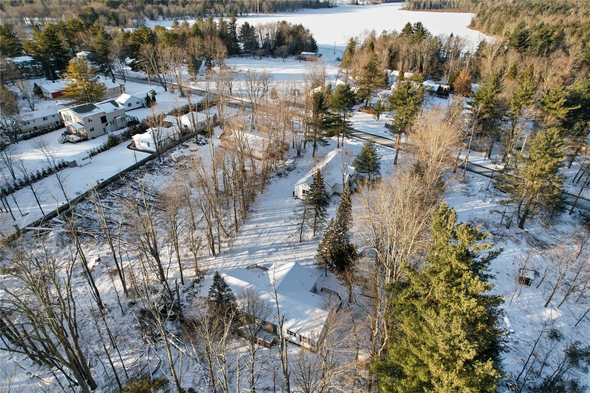 #8 photo, 380 Fraser Road, Kiamesha Lake , NY 12751