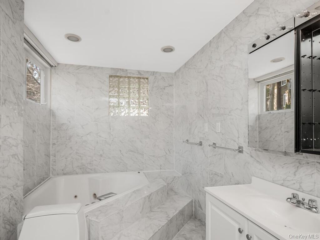 #7 photo, 11 Sigma Place, برونكس Bronx , NY 10471