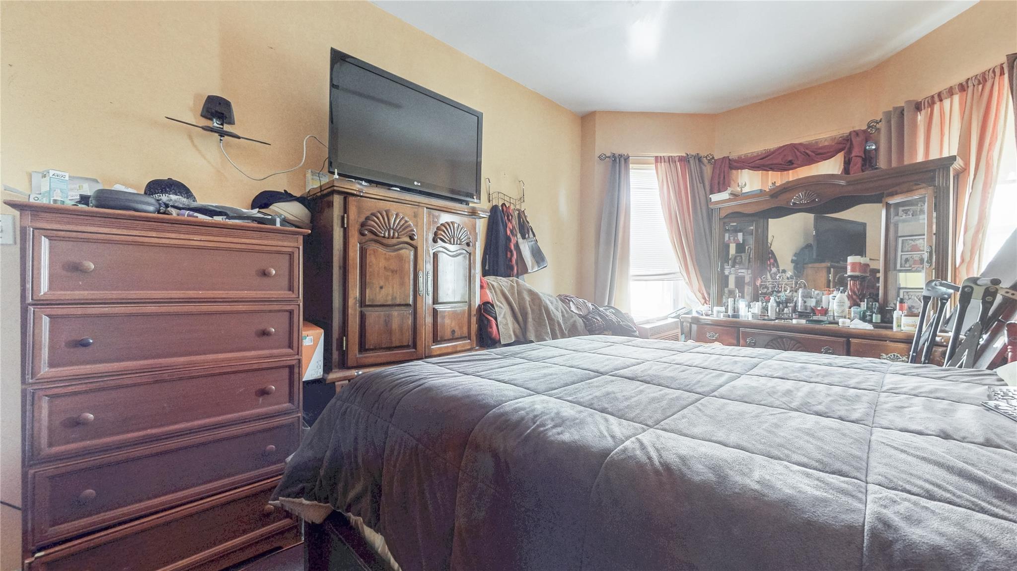 #17 photo, 479 Irving Avenue, Brooklyn , NY 11237