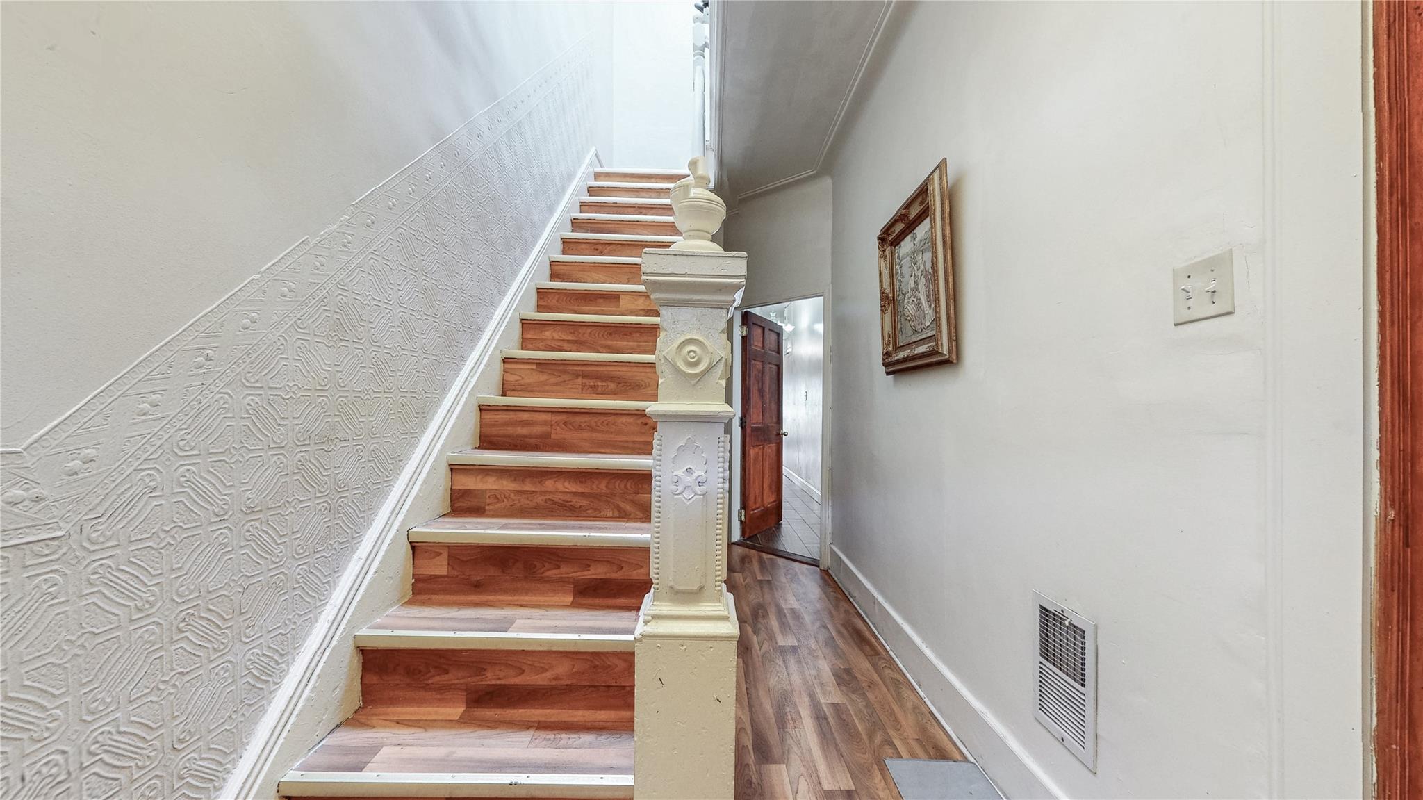 #3 photo, 479 Irving Avenue, Brooklyn , NY 11237