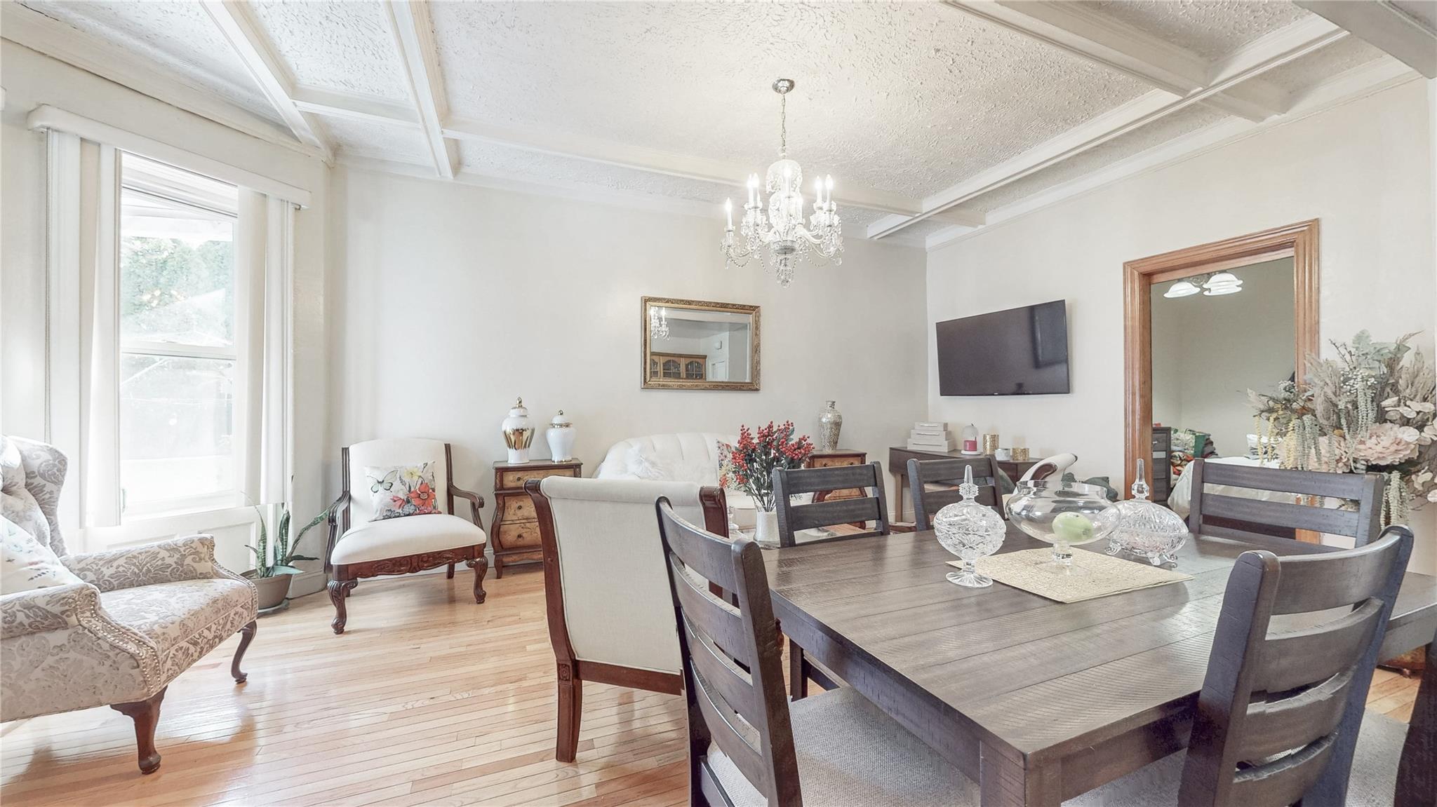 #8 photo, 479 Irving Avenue, Brooklyn , NY 11237