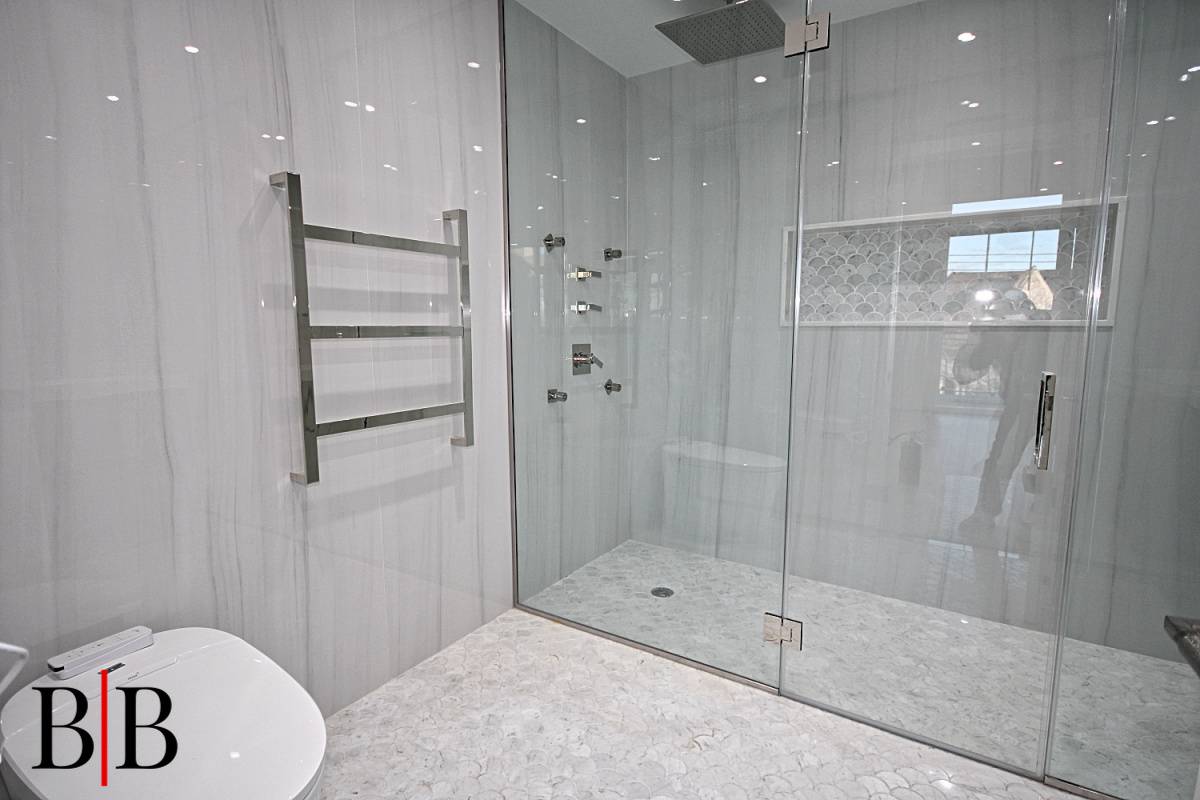 #23 photo, 82 Piedmont Avenue, Staten Island , NY 10305