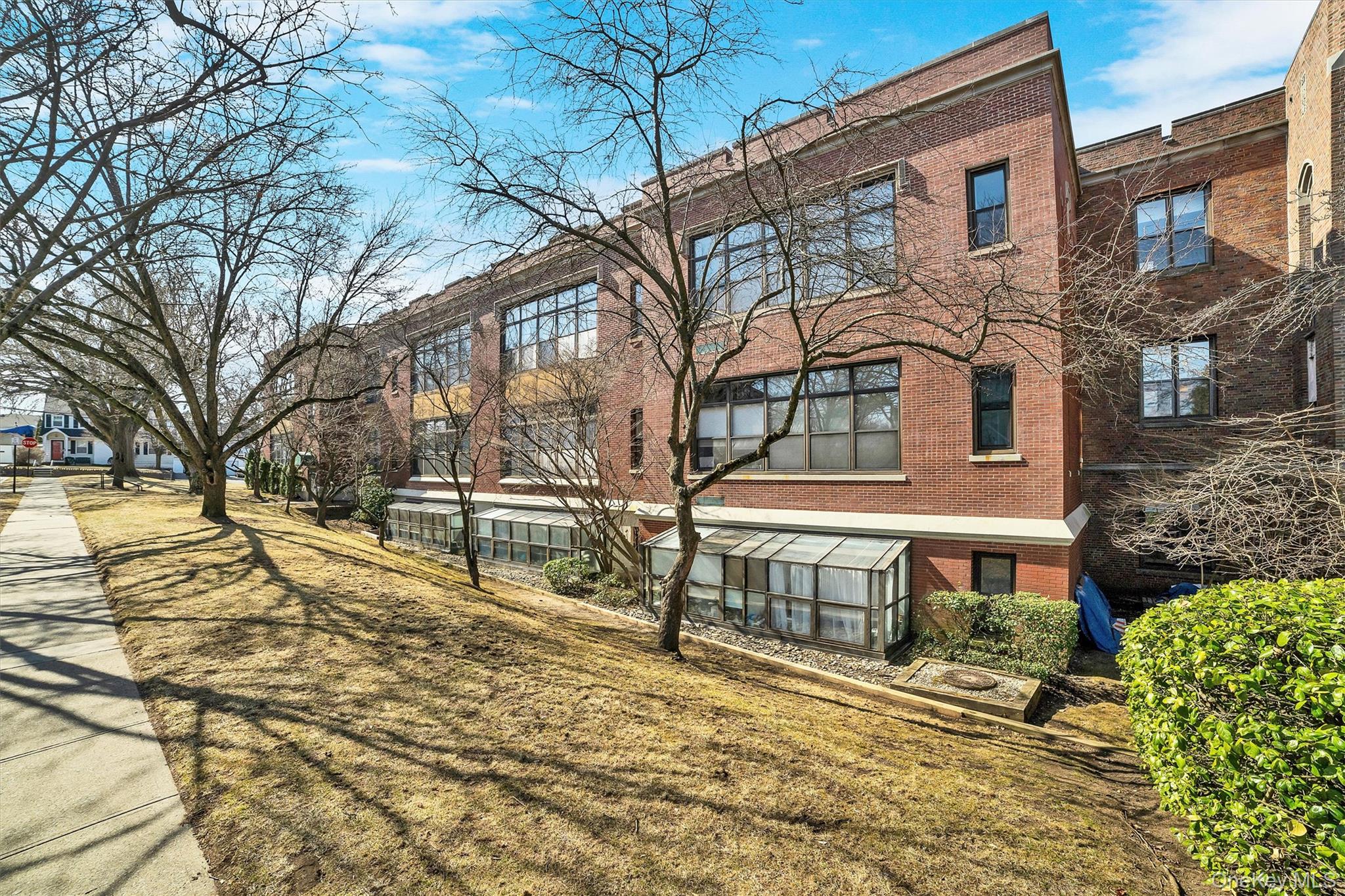 #2 photo, 85 McKinley Avenue, White Plains , NY 10606