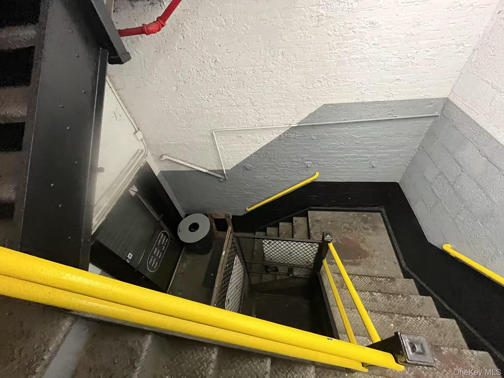 #4 photo, 101-20 101 Street, クイーンズ区 Ozone Park , NY 11416