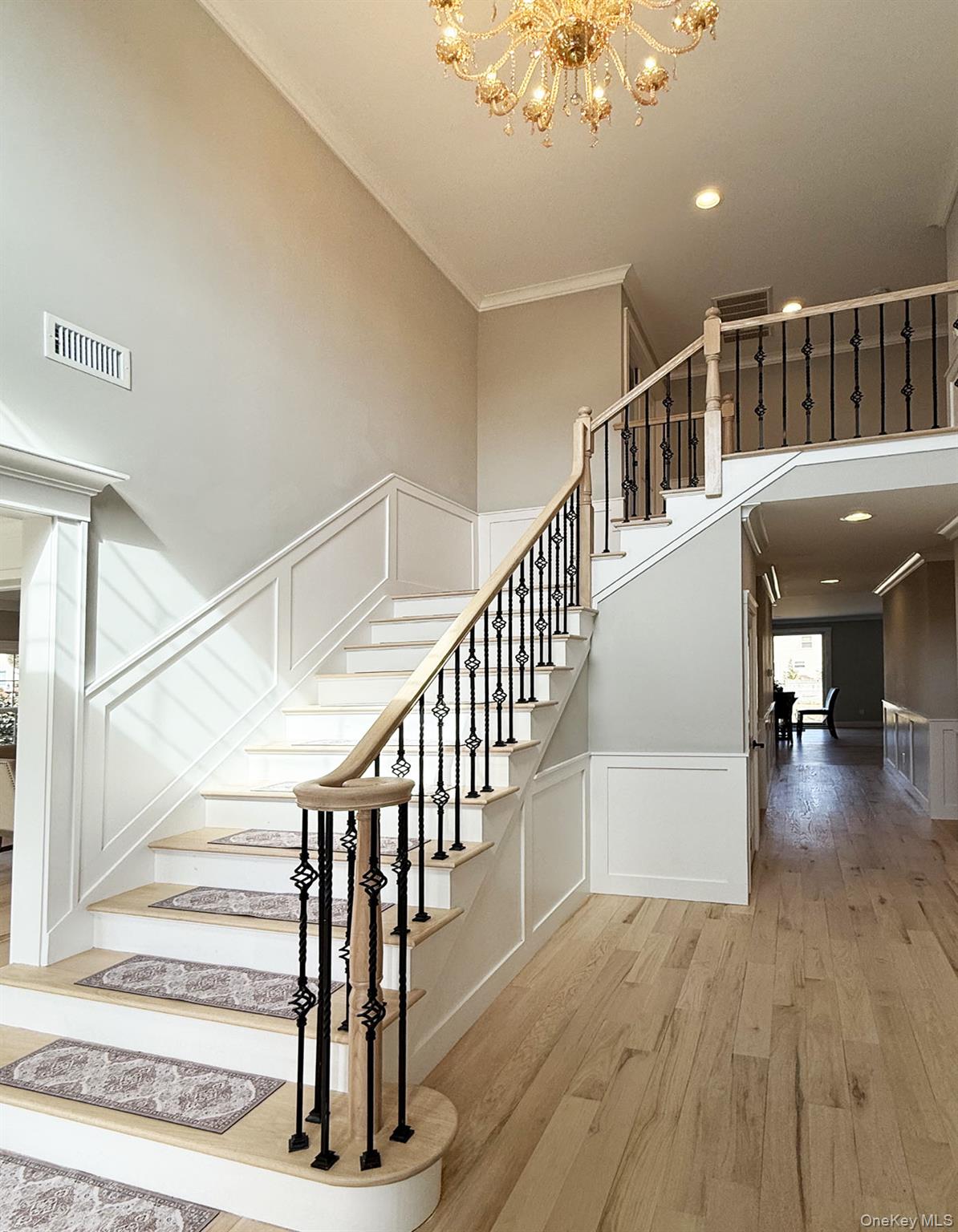 #5 photo, 255 Maple Avenue, ナッソー郡 East Meadow , NY 11554