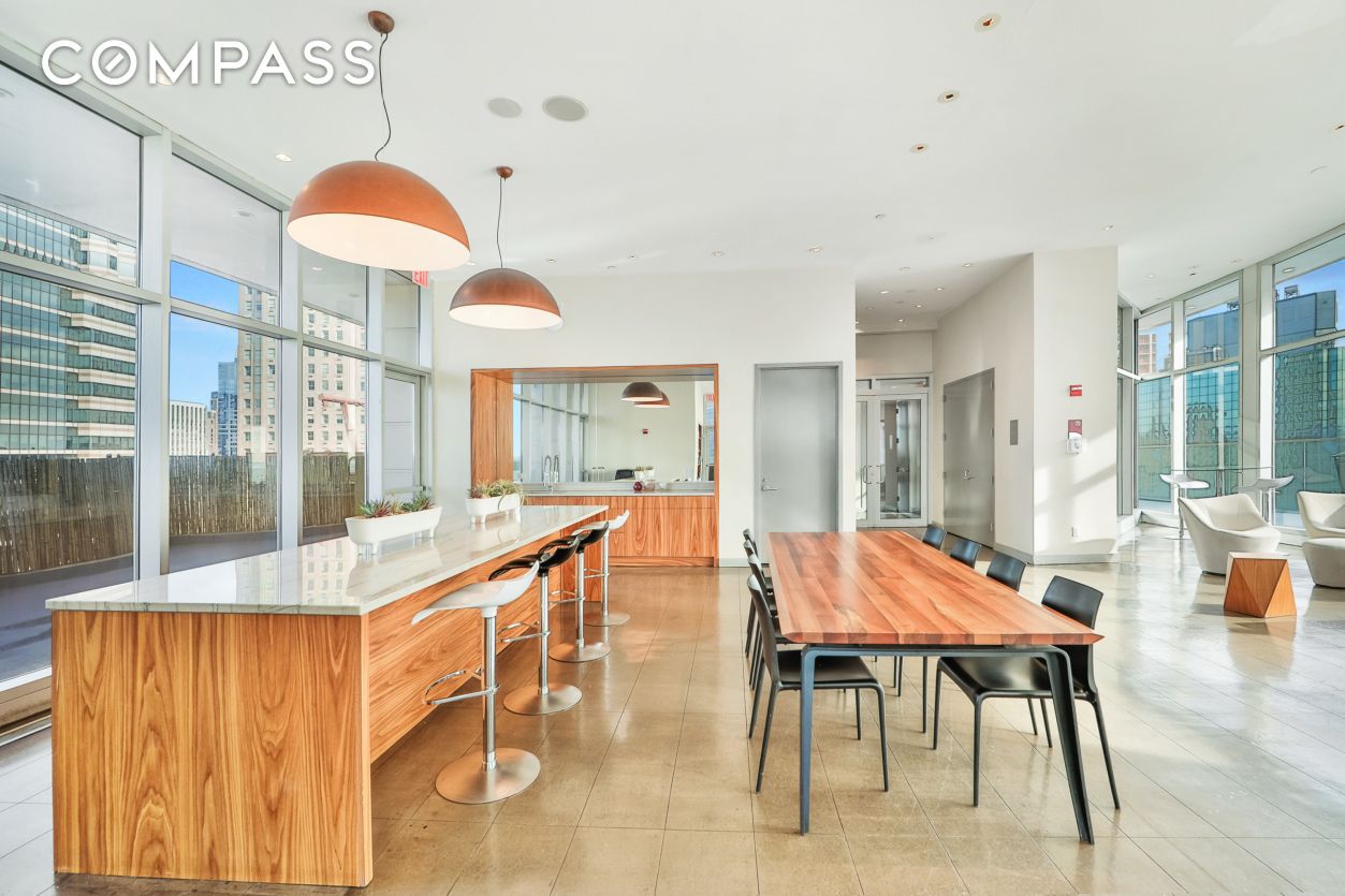 #18 photo, 75 Wall Street, マンハッタン Financial District , NY 10005