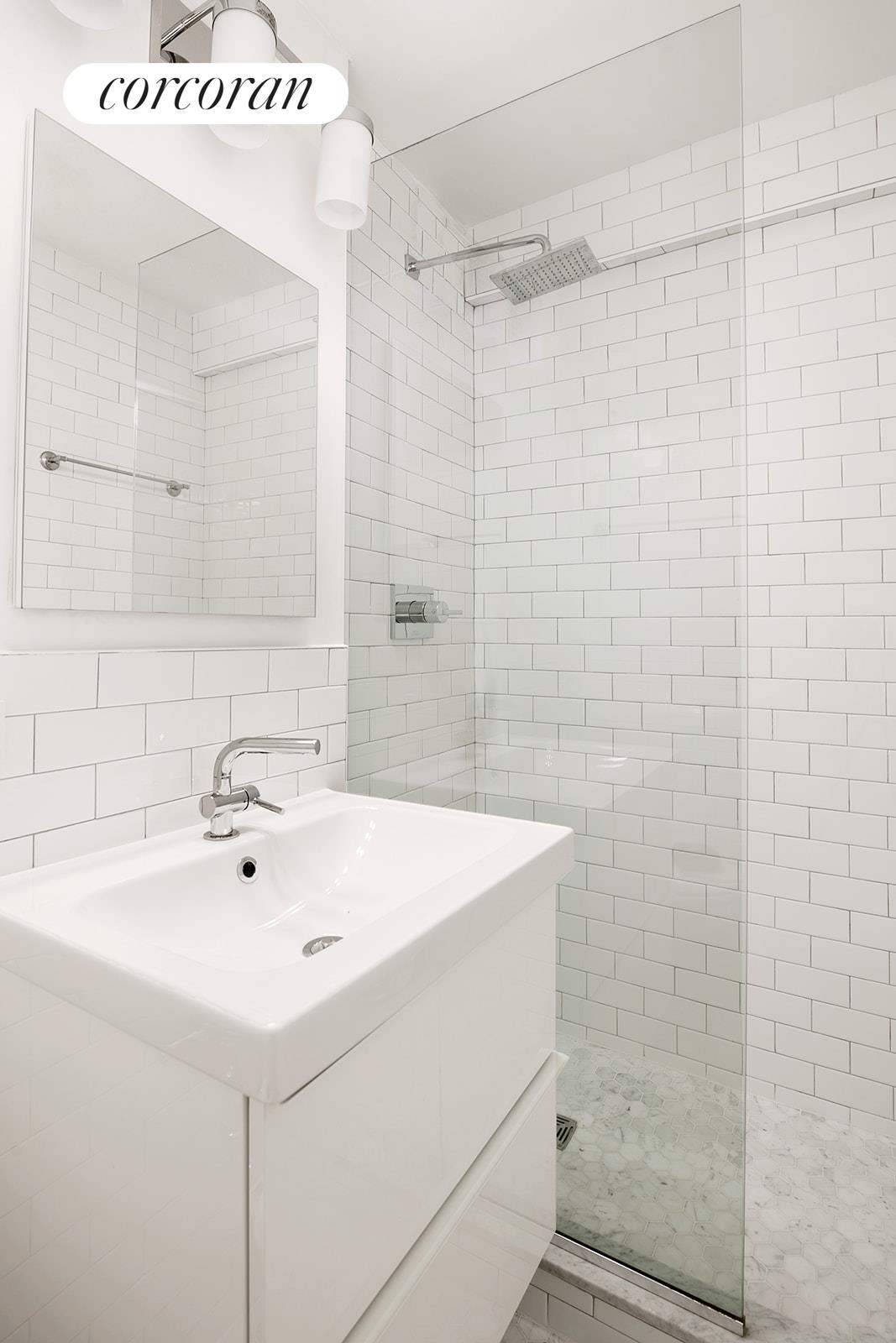 #6 photo, 120 CENTRAL Park S, マンハッタン Central Park South , NY 10019