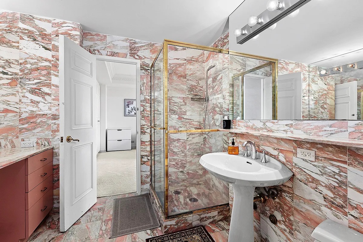 #21 photo, 205 E 63RD Street, マンハッタン Lenox Hill , NY 10065