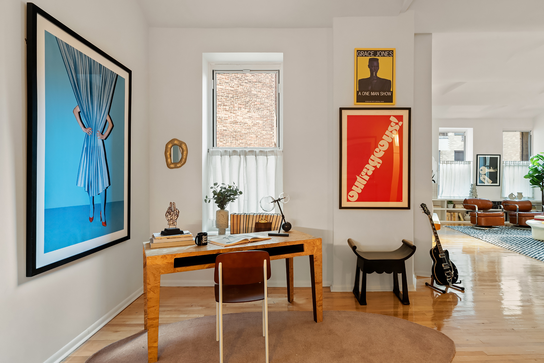 #13 photo, 4 W 16th Street, Flatiron , NY 10011