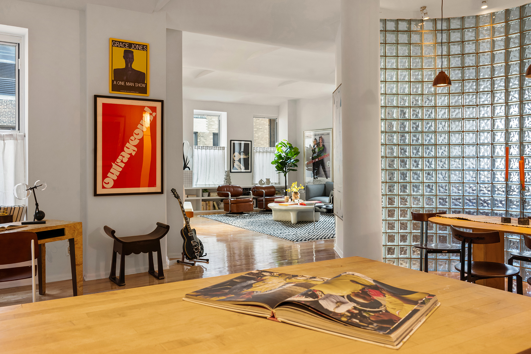 #14 photo, 4 W 16th Street, Flatiron , NY 10011