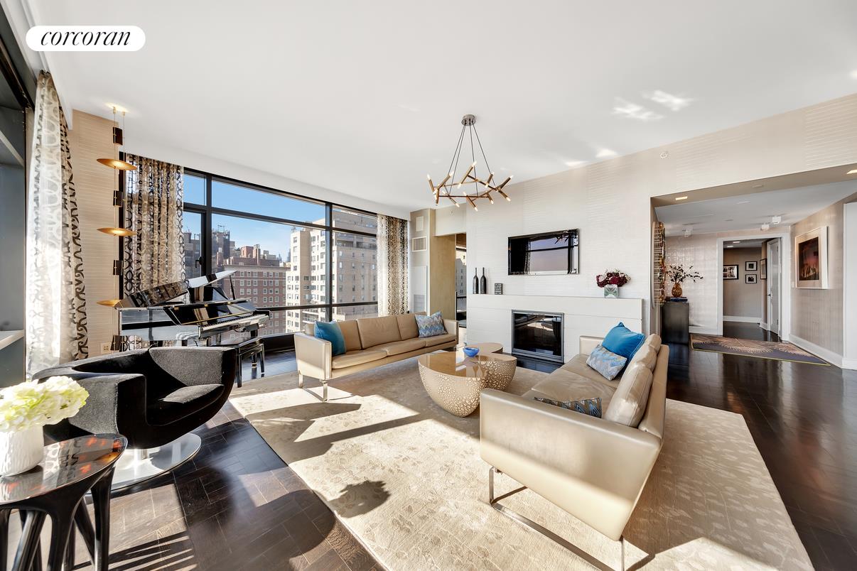 #1 photo, 170 E END Avenue, Yorkville , NY 10128