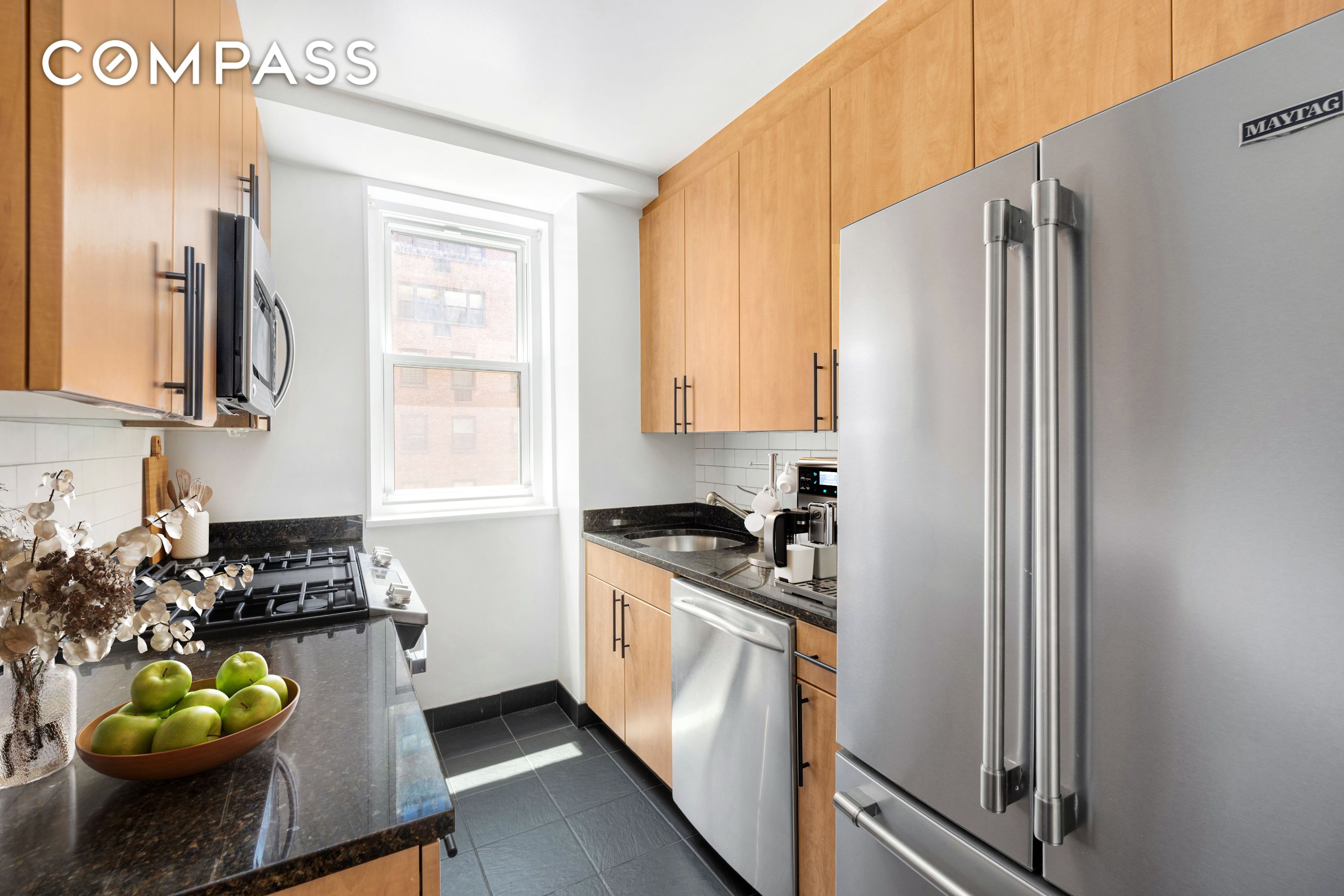 #5 photo, 63 E 9th Street, Greenwich Village , NY 10003