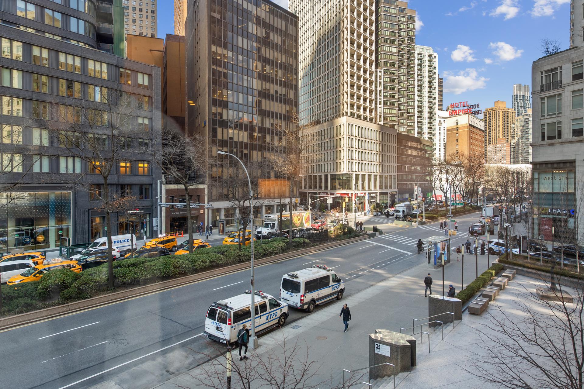 #10 photo, 1 CENTRAL Park W, マンハッタン Lincoln Square , NY 10023