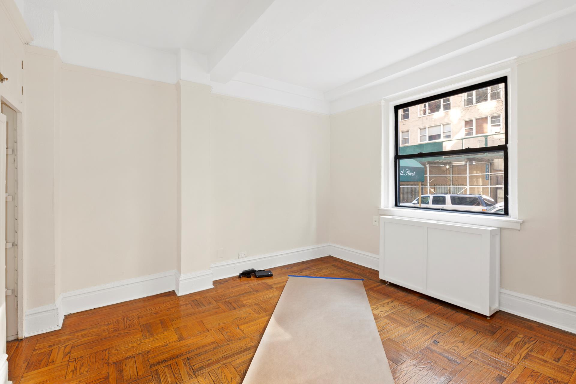 #3 photo, 237 E 20TH Street, Gramercy Park , NY 10003