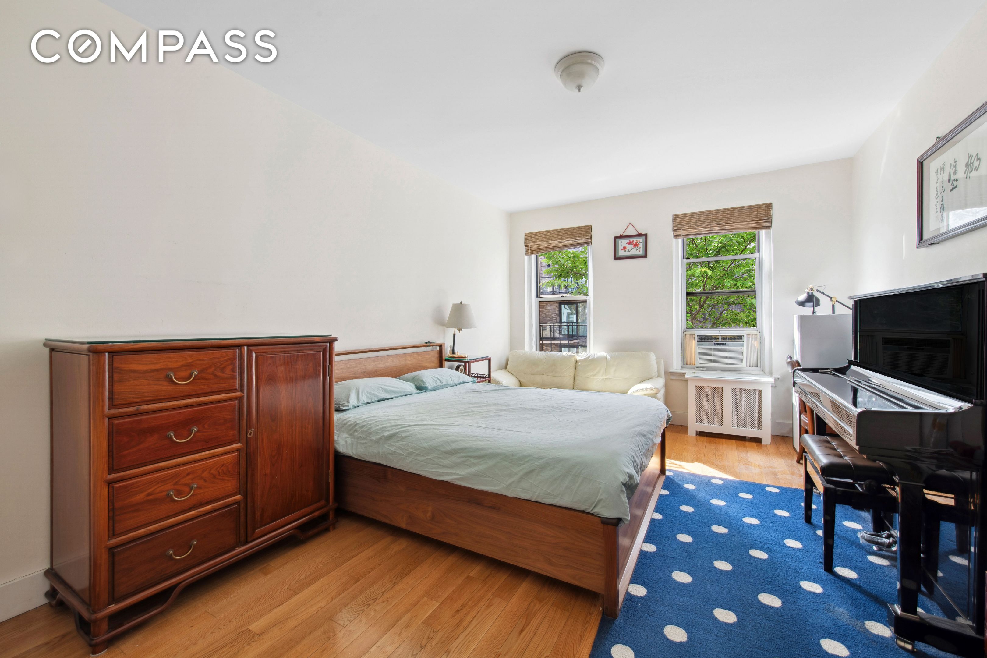 #6 photo, 320 E 83rd Street, マンハッタン Upper East Side , NY 10028