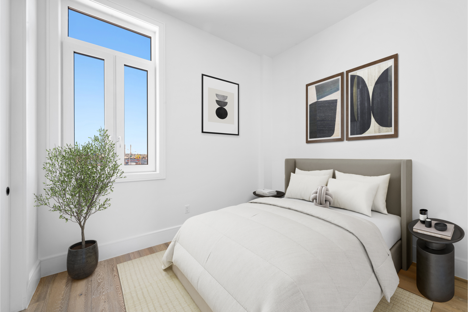 #8 photo, 68 N HENRY Street, Greenpoint , NY 11222