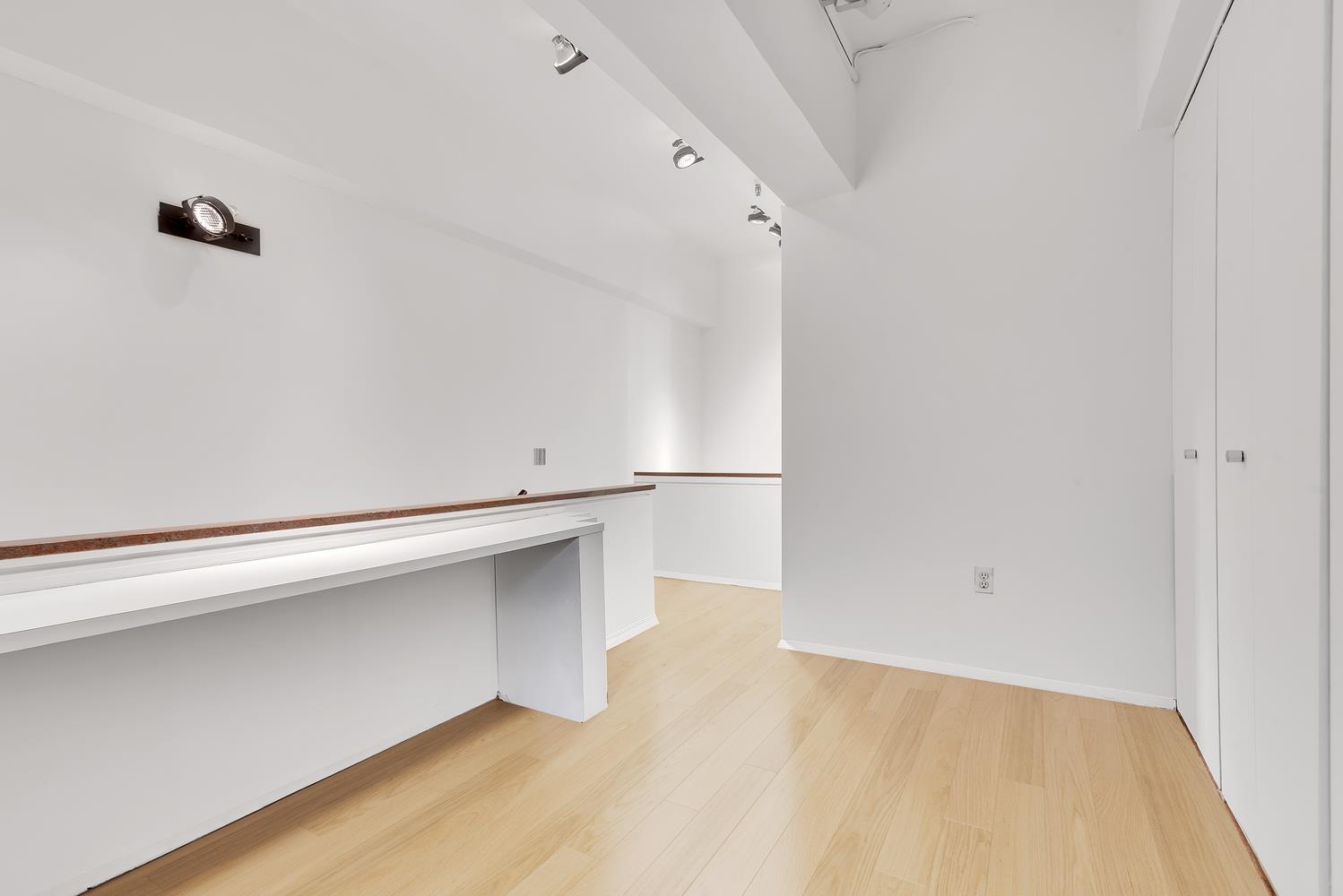 #15 photo, 135 W 70TH Street, マンハッタン Lincoln Square , NY 10023