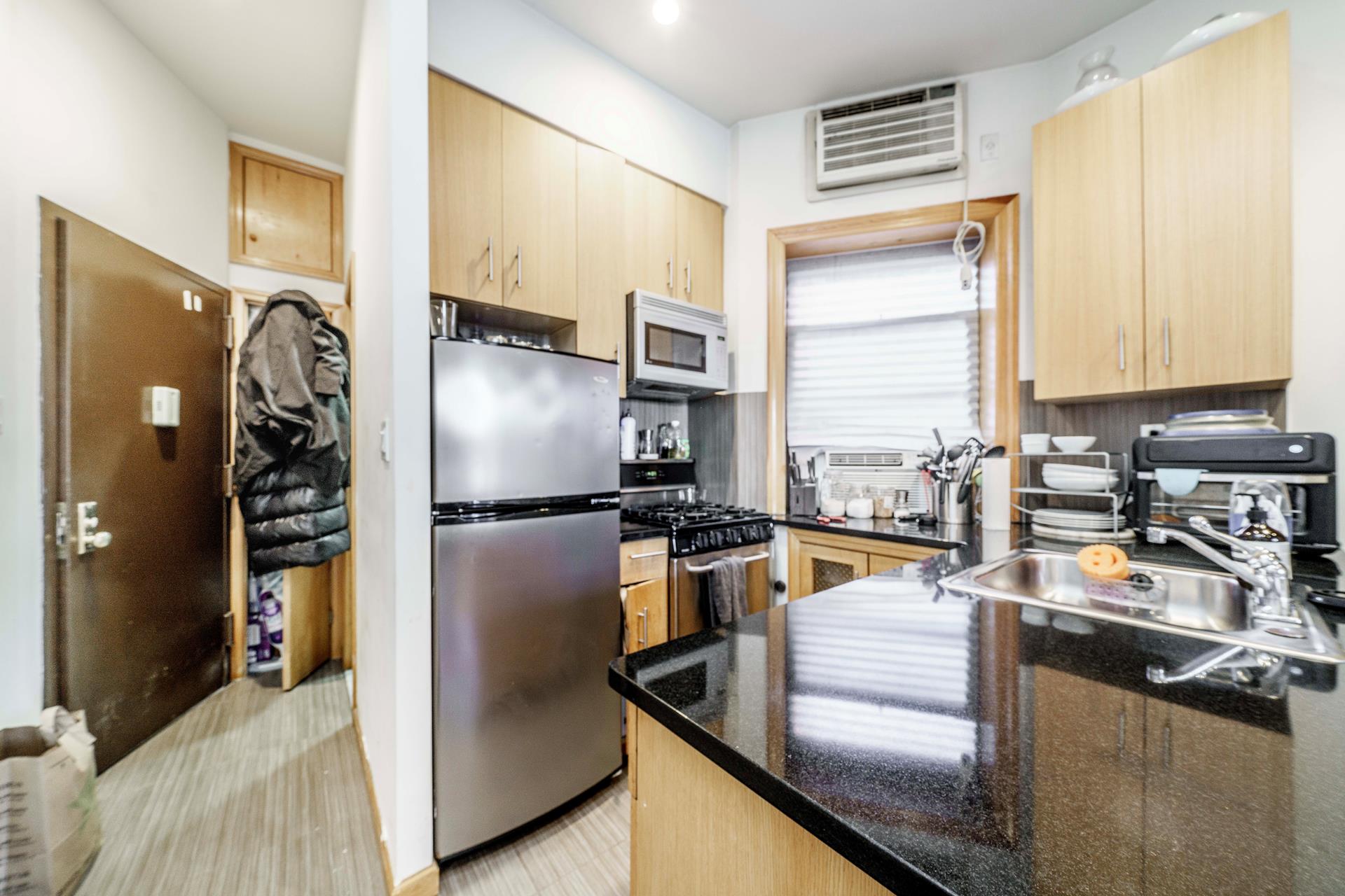 #4 photo, 122 LUDLOW Street, マンハッタン Lower East Side , NY 10002