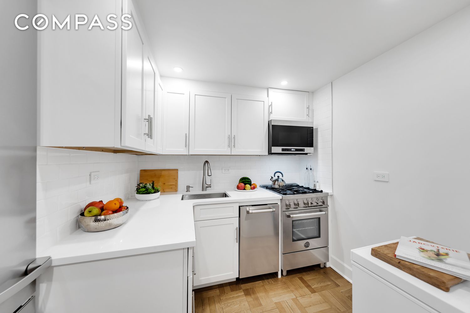 #3 photo, 40 E 80th Street, マンハッタン Upper East Side , NY 10075