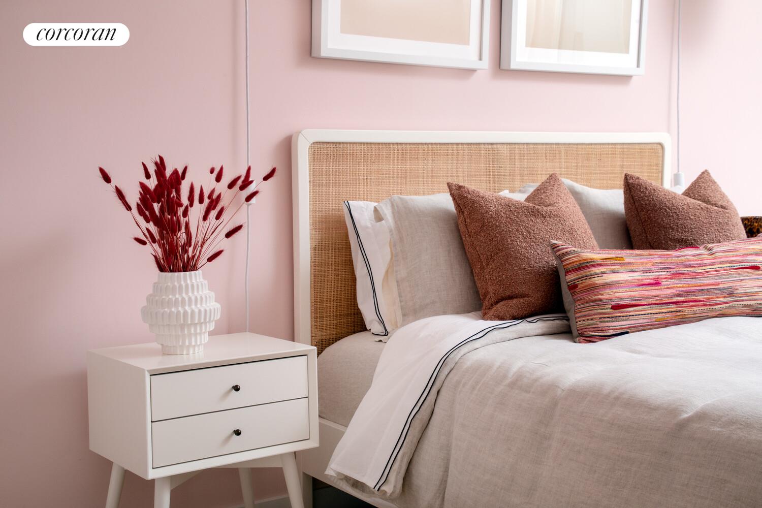 #5 photo, 30-77 VERNON Boulevard, Astoria , NY 11102