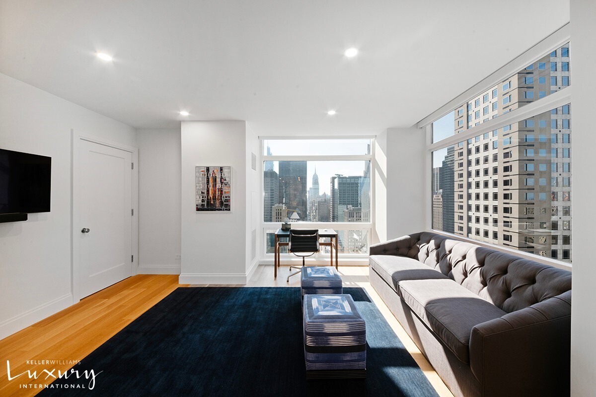 #10 photo, 721 Fifth Avenue, マンハッタン Midtown Central , NY 10022