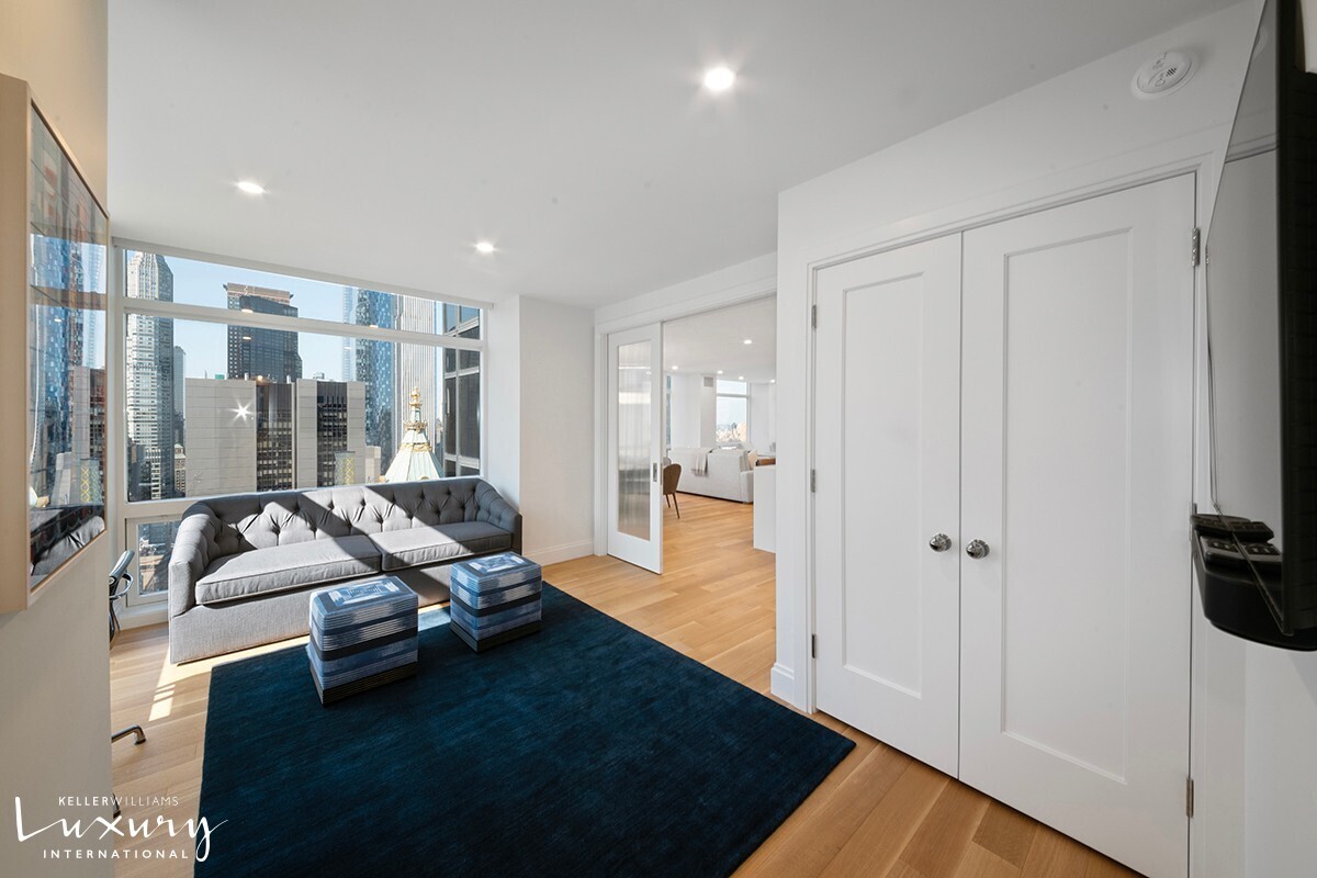 #11 photo, 721 Fifth Avenue, マンハッタン Midtown Central , NY 10022