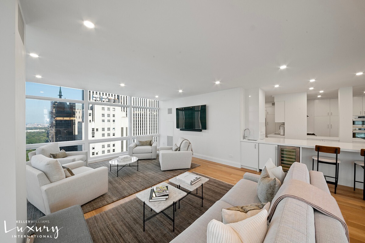 #5 photo, 721 Fifth Avenue, マンハッタン Midtown Central , NY 10022