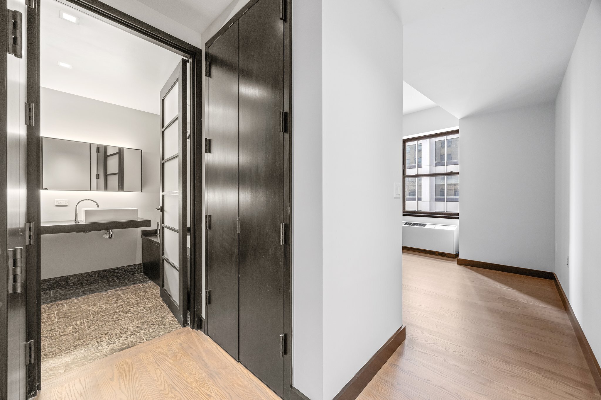 #8 photo, 20 Pine Street, マンハッタン Financial District , NY 10005