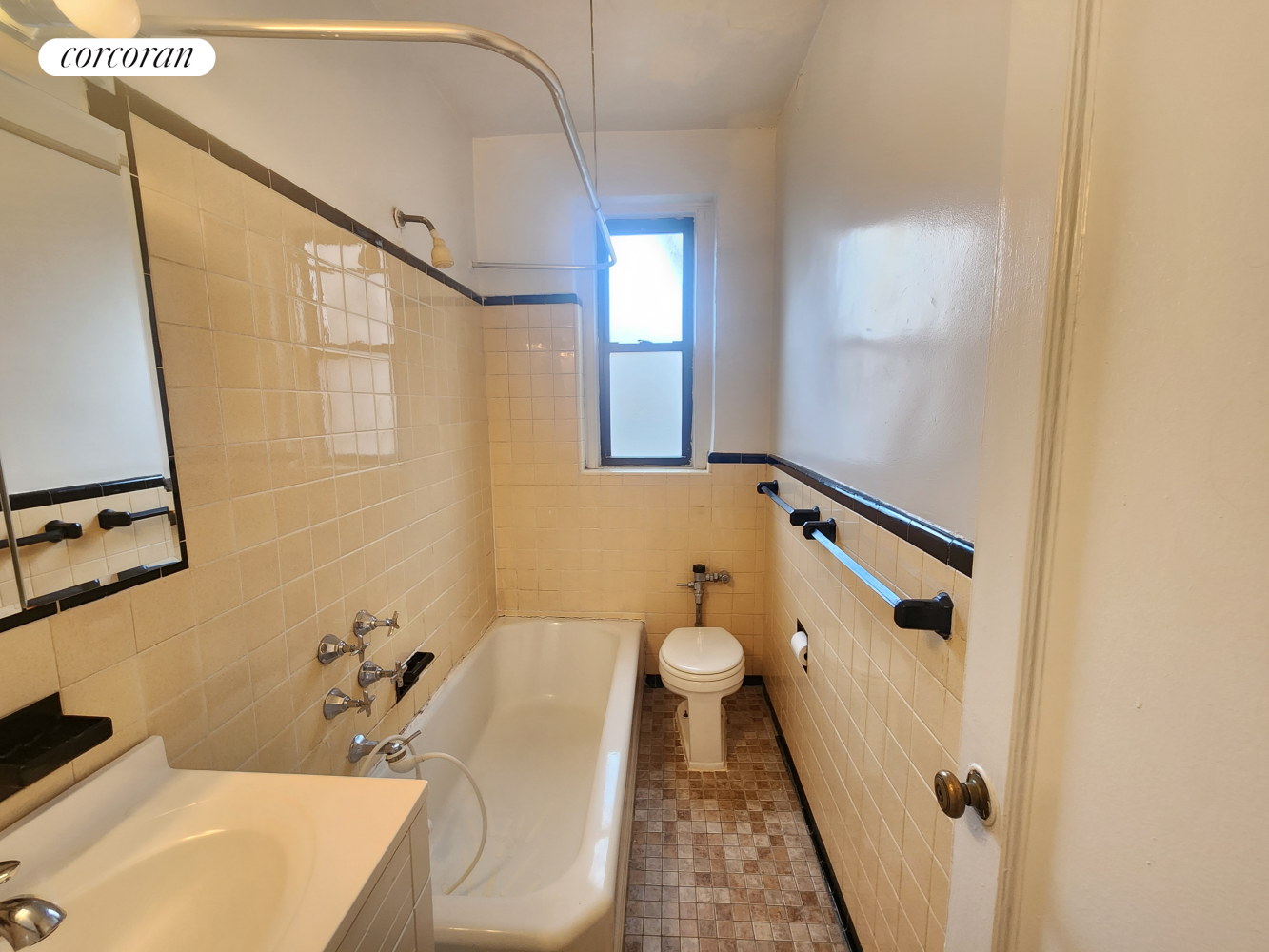 #8 photo, Bronx, ブロンクス区 North Riverdale , NY 10471