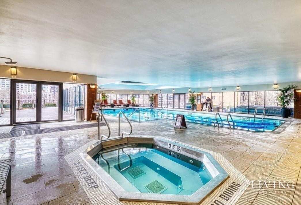 #17 photo, 330 E 38th Street, マンハッタン Murray Hill , NY 10016