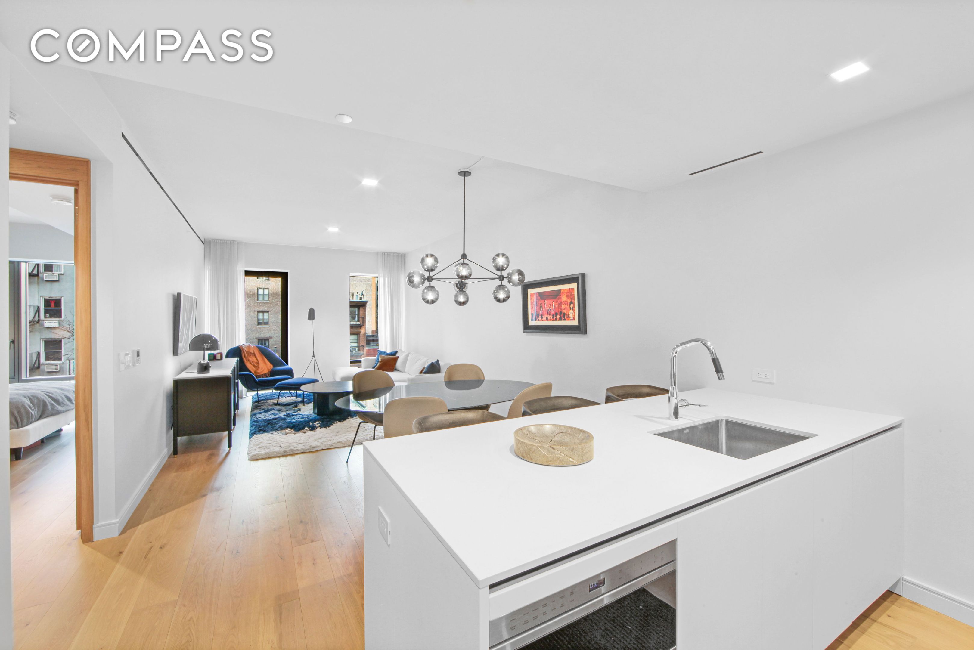 #1 photo, 200 E 21st Street, Gramercy , NY 10010