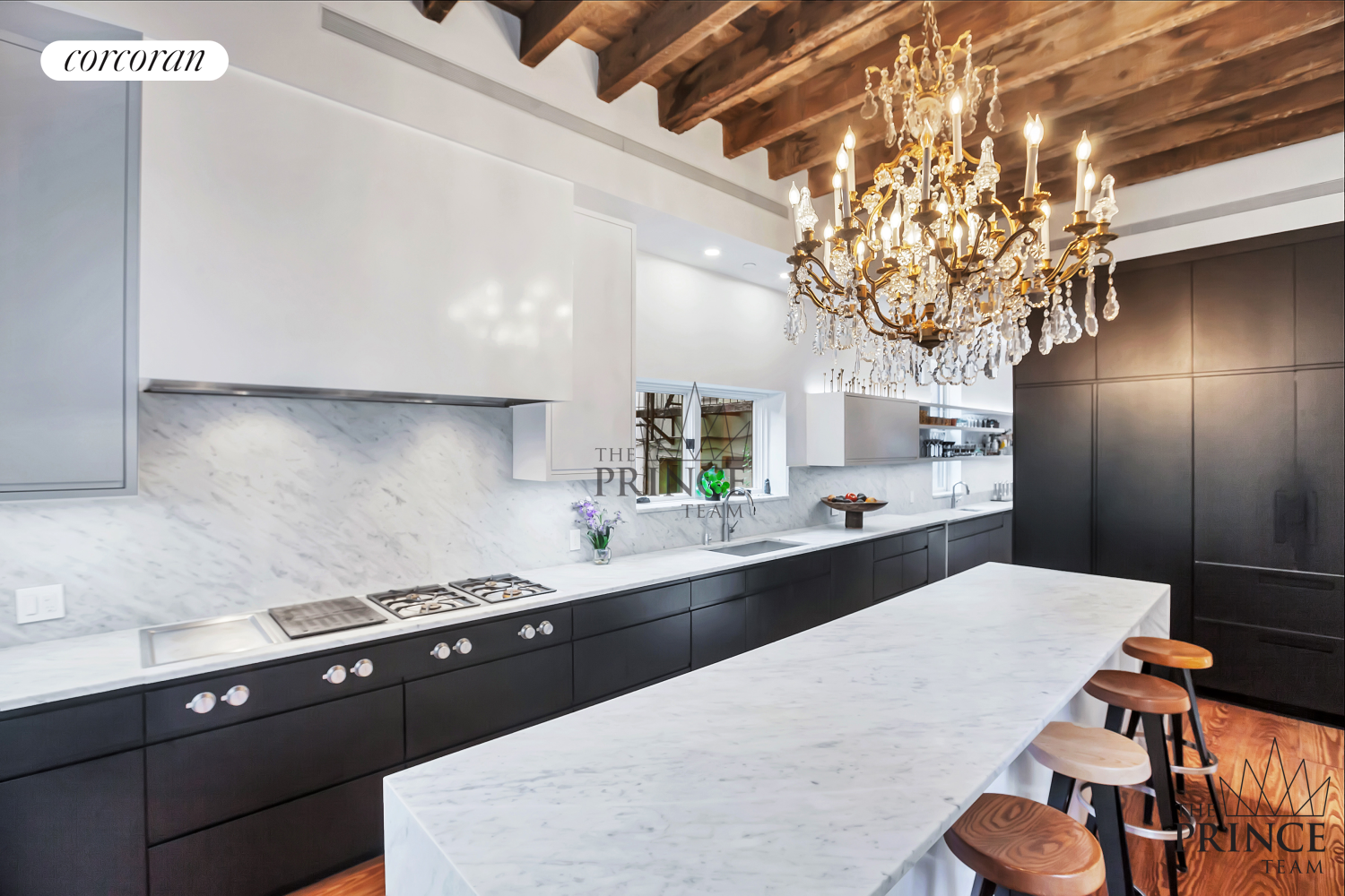 #10 photo, 526 E 5TH Street, マンハッタン East Village , NY 10009