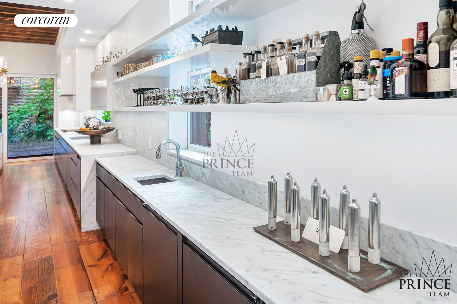 #8 photo, 526 E 5TH Street, マンハッタン East Village , NY 10009