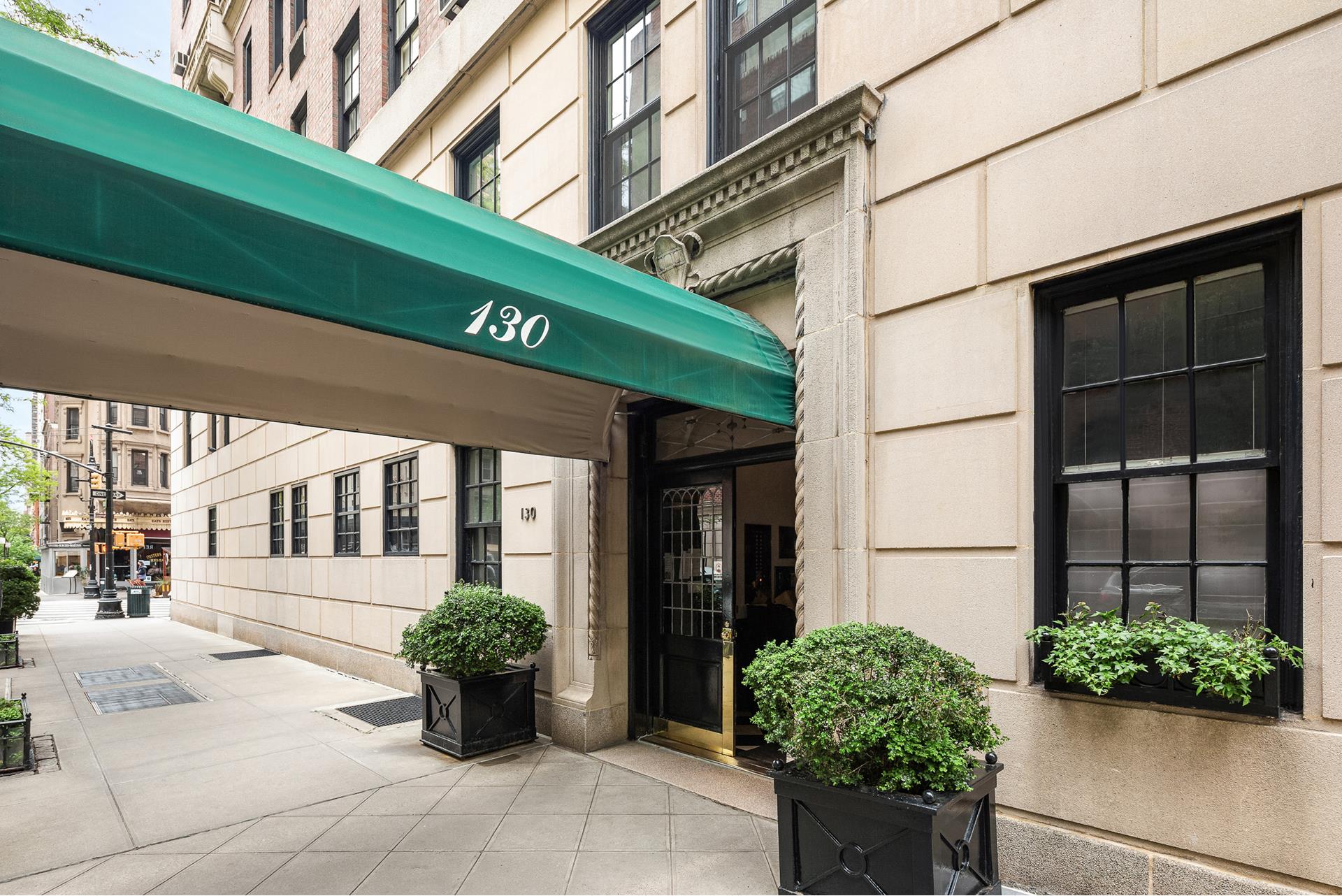 #11 photo, 130 E 75TH Street, マンハッタン Lenox Hill , NY 10021