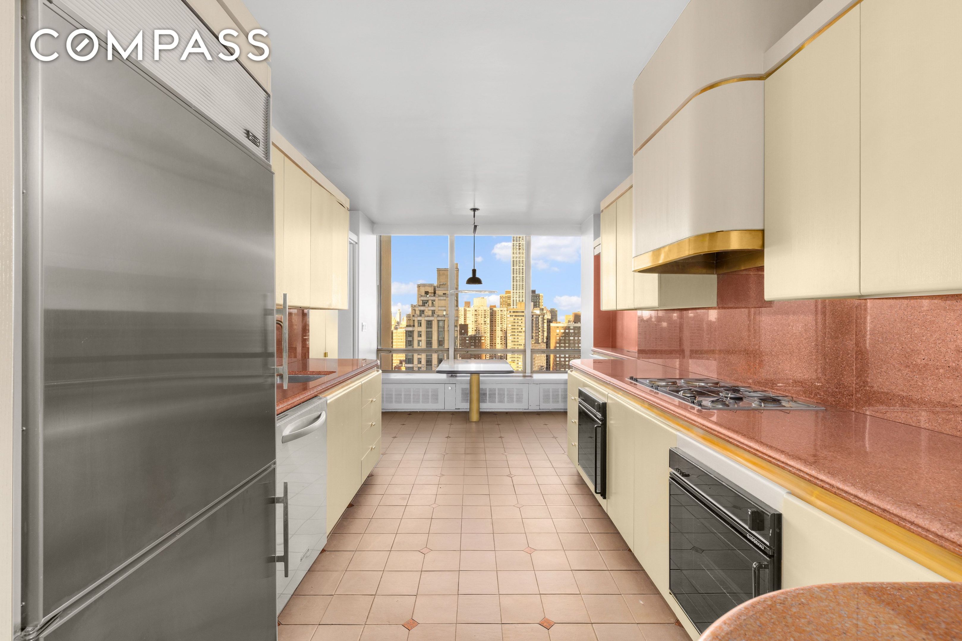 #16 photo, 860 United Nations Plaza, Midtown East , NY 10017